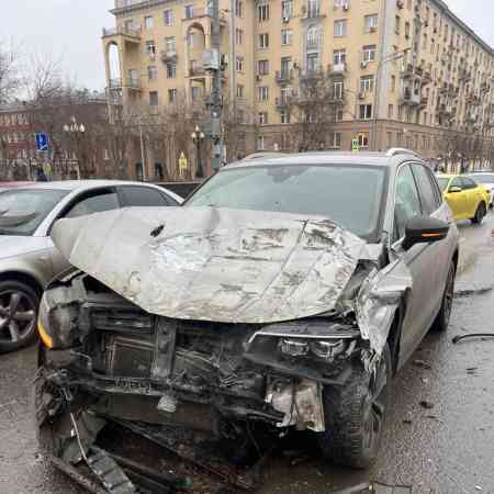 Автомобили после ДТП Volkswagen Tiguan, 2020, 2.0, полный привод выкупили за 1750000